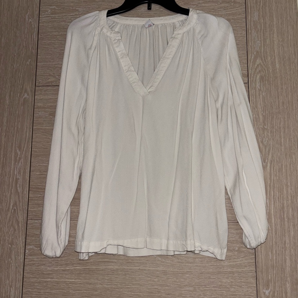 Old Navy Cream V-Neck Blouse